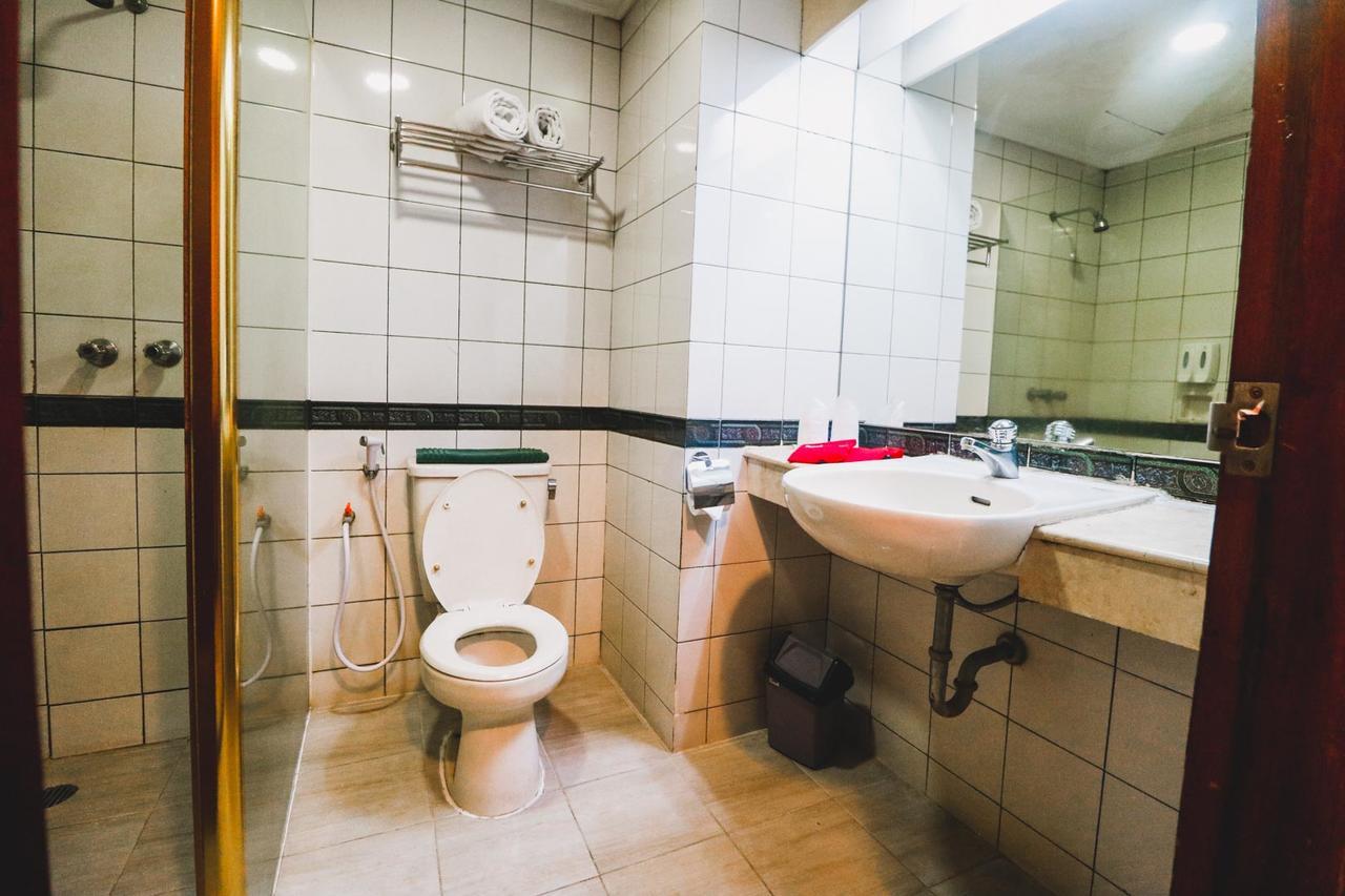 Reddoorz Plus Near Monumen Nasional جاكرتا المظهر الخارجي الصورة