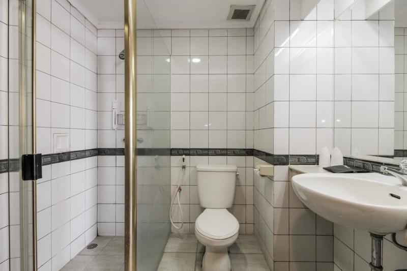 Reddoorz Plus Near Monumen Nasional جاكرتا المظهر الخارجي الصورة
